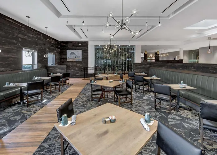 Doubletree By Hilton Wichita Airport